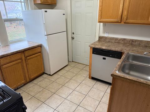 Tiny photo for 2120 S 6th Street, Rockford, IL 61104 (MLS # 12522303)