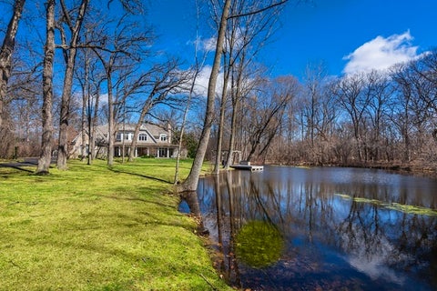 Tiny photo for 1300 ABINGTON CAMBS Drive, Lake Forest, IL 60045 (MLS # 12726255)