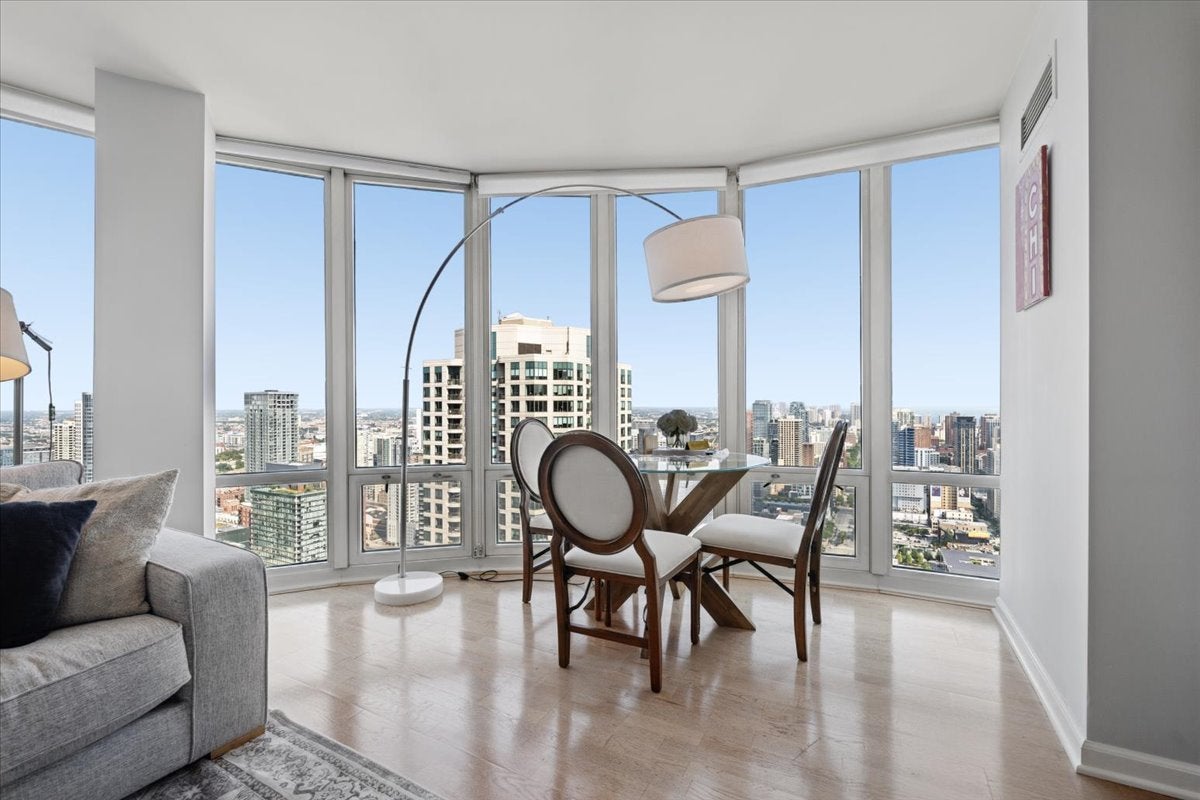 345 N LaSalle Street 4601