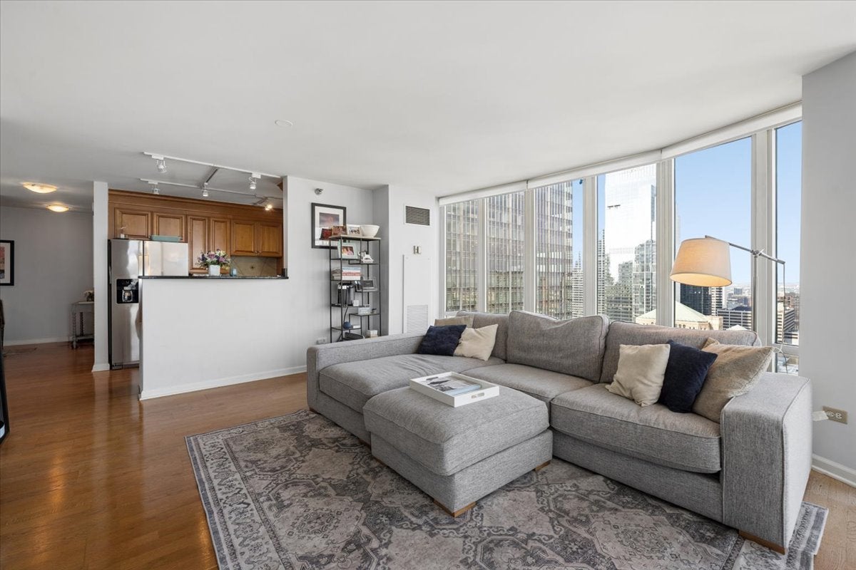 345 N LaSalle Street 4601