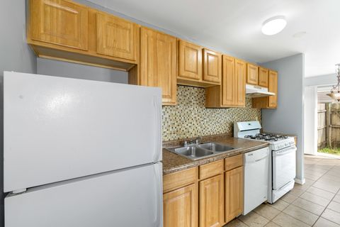 Tiny photo for 9 Fernwood Drive #N, Bolingbrook, IL 60440 (MLS # 12609545)