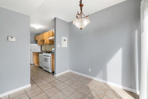 Tiny photo for 9 Fernwood Drive #N, Bolingbrook, IL 60440 (MLS # 12609545)