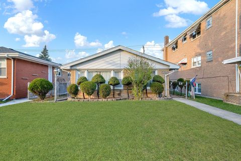 Tiny photo for 5120 W 79TH Street, Burbank, IL 60459 (MLS # 12345818)