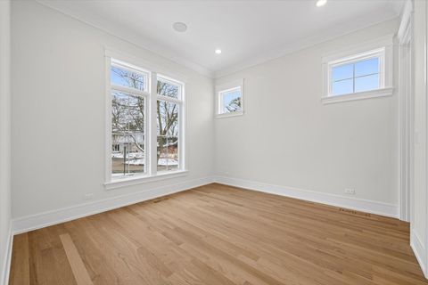 Tiny photo for 2438 Pomona Lane, Wilmette, IL 60091 (MLS # 12595375)