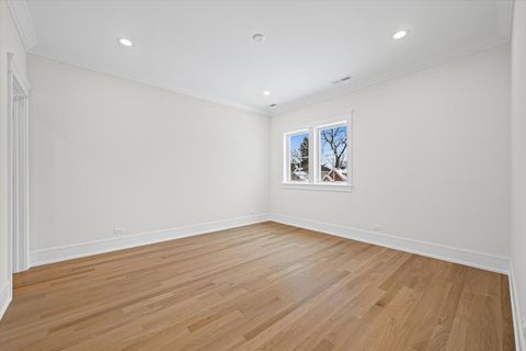 Tiny photo for 2438 Pomona Lane, Wilmette, IL 60091 (MLS # 12595375)