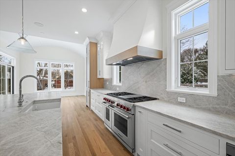 Tiny photo for 2438 Pomona Lane, Wilmette, IL 60091 (MLS # 12595375)