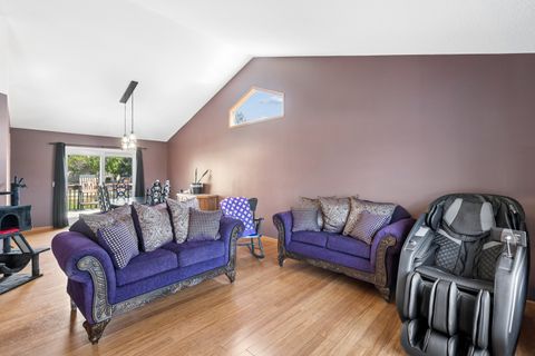 Tiny photo for 4038 Spartina Court, Bettendorf, IA 52722 (MLS # 12624787)