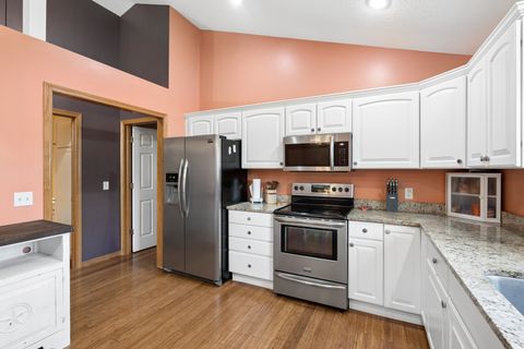 Tiny photo for 4038 Spartina Court, Bettendorf, IA 52722 (MLS # 12624787)