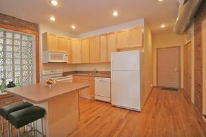 3914 N Broadway Street 2B