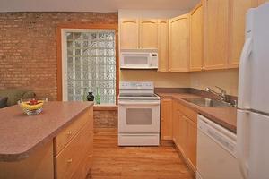 3914 N Broadway Street 2B