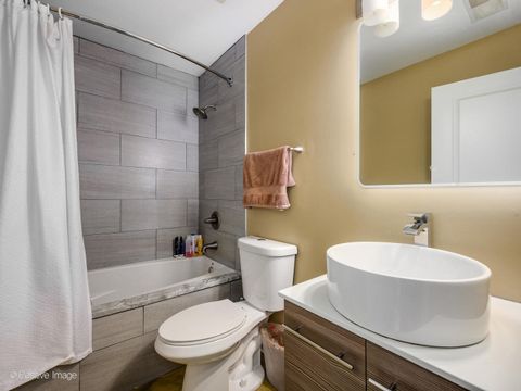 Tiny photo for 219 Willow Boulevard #1202B, Willow Springs, IL 60480 (MLS # 12623992)