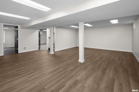 Tiny photo for 905 WISCONSIN Street, Le Claire, IA 52753 (MLS # QC4269921)