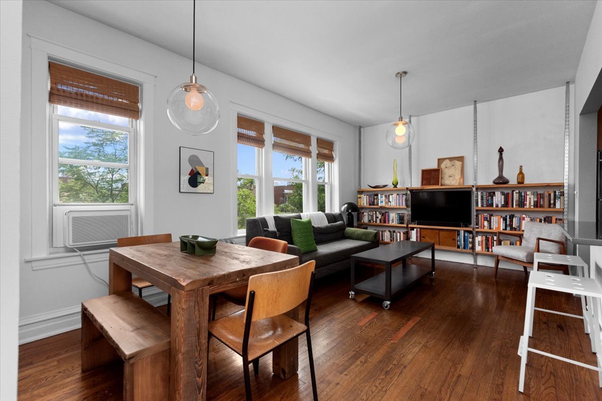 4862 N Ashland Avenue 3E
