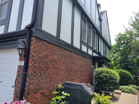 Tiny photo for 777 Garfield Avenue #A, Libertyville, IL 60048 (MLS # 12392785)