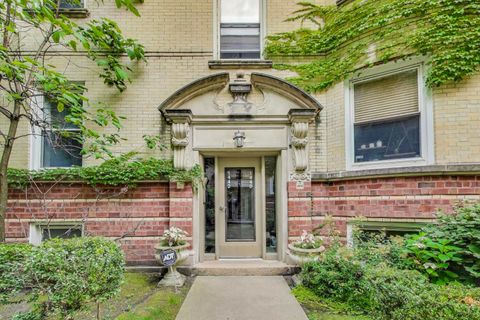 Tiny photo for 1442 W CARMEN Avenue #1, Chicago, IL 60640 (MLS # 12460074)