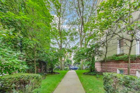 Tiny photo for 1442 W CARMEN Avenue #1, Chicago, IL 60640 (MLS # 12460074)
