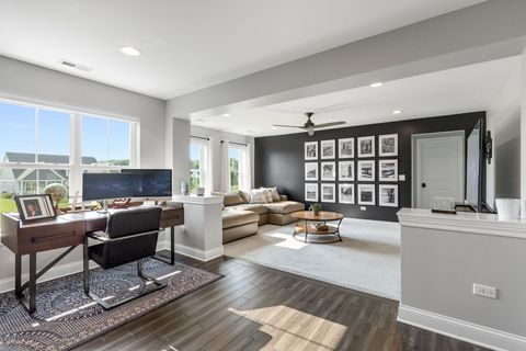 Tiny photo for 4720 Foley Lane, St. Charles, IL 60175 (MLS # 12426290)