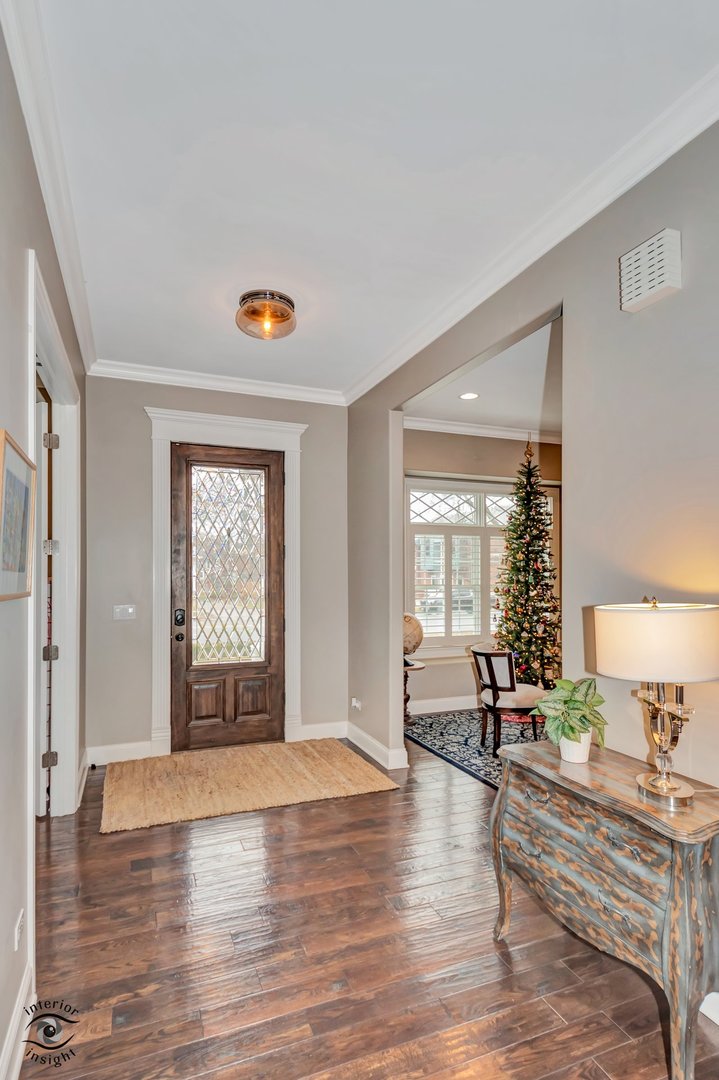 117 S La Grange Road