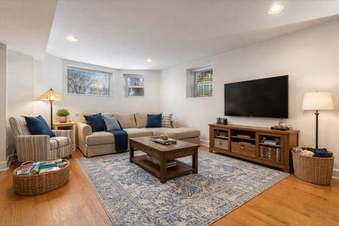 Tiny photo for 4950 N WINCHESTER Avenue #1, Chicago, IL 60640 (MLS # 12632642)