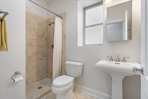 Tiny photo for 4950 N WINCHESTER Avenue #1, Chicago, IL 60640 (MLS # 12632642)