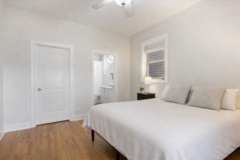 Tiny photo for 4950 N WINCHESTER Avenue #1, Chicago, IL 60640 (MLS # 12632642)