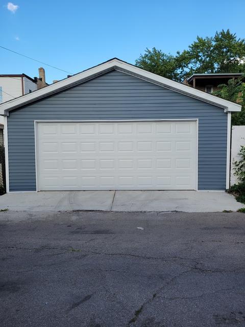 642 N Central Park Avenue