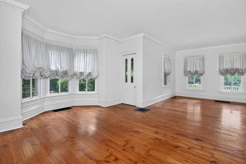 Tiny photo for 319 N Lincoln Street, Hinsdale, IL 60521 (MLS # 12734306)
