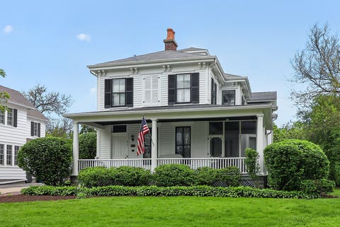 Photo of 319 N Lincoln Street, Hinsdale, IL 60521 (MLS # 12734306)