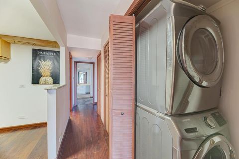 Tiny photo for 465 W Dominion Drive #1001, Wood Dale, IL 60191 (MLS # 12519750)