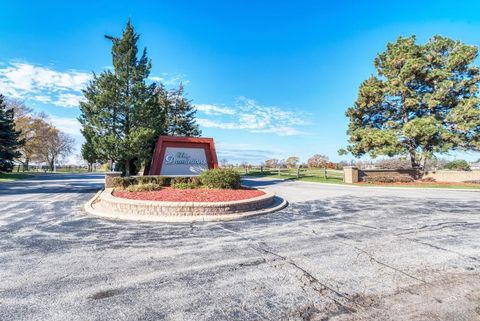 Photo of 465 W Dominion Drive #1001, Wood Dale, IL 60191 (MLS # 12519750)