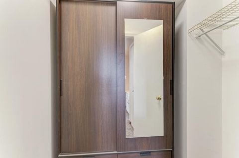 Tiny photo for 465 W Dominion Drive #1001, Wood Dale, IL 60191 (MLS # 12519750)