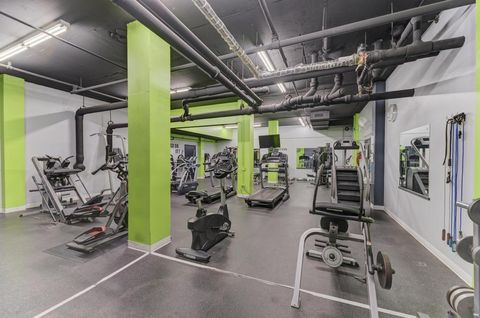 Tiny photo for 465 W Dominion Drive #1001, Wood Dale, IL 60191 (MLS # 12519750)