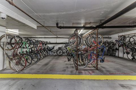 Tiny photo for 465 W Dominion Drive #1001, Wood Dale, IL 60191 (MLS # 12519750)