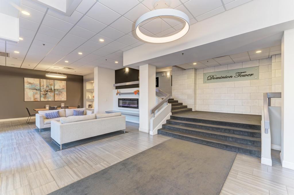 465 W Dominion Drive 1001