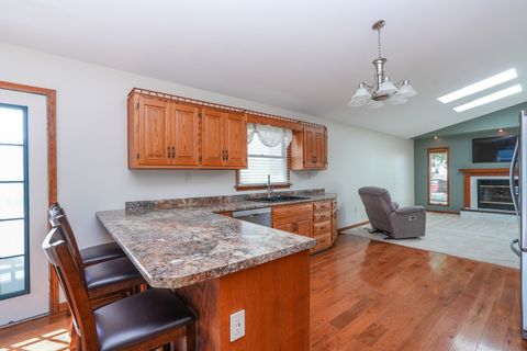 Tiny photo for 166 S Clinton Avenue, Bradley, IL 60915 (MLS # 12471626)