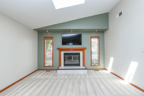 Tiny photo for 166 S Clinton Avenue, Bradley, IL 60915 (MLS # 12471626)