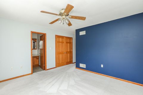 Tiny photo for 166 S Clinton Avenue, Bradley, IL 60915 (MLS # 12471626)