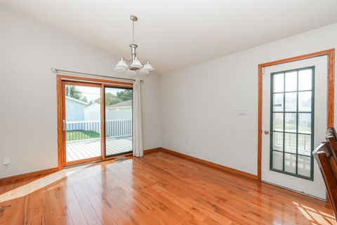 Tiny photo for 166 S Clinton Avenue, Bradley, IL 60915 (MLS # 12471626)