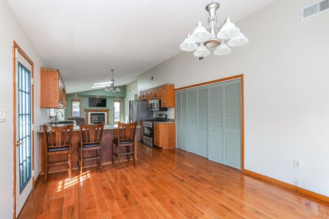 Tiny photo for 166 S Clinton Avenue, Bradley, IL 60915 (MLS # 12471626)