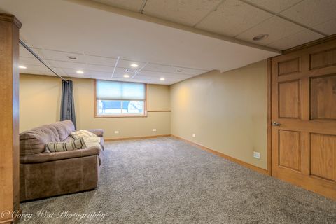 Tiny photo for 3049 Renard Lane, St. Charles, IL 60175 (MLS # 12612036)