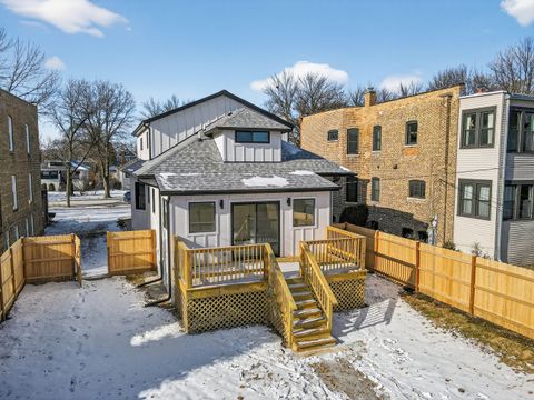 Tiny photo for 17 Franklin Avenue, River Forest, IL 60305 (MLS # 12571791)