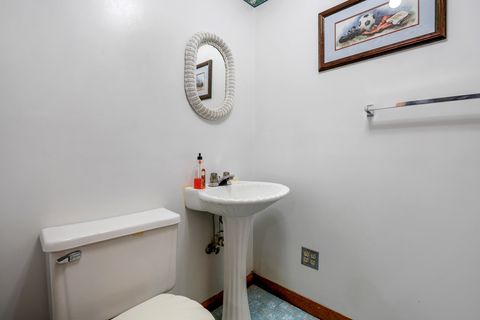 Tiny photo for 1727 Roosa Lane, Elk Grove Village, IL 60007 (MLS # 12670064)