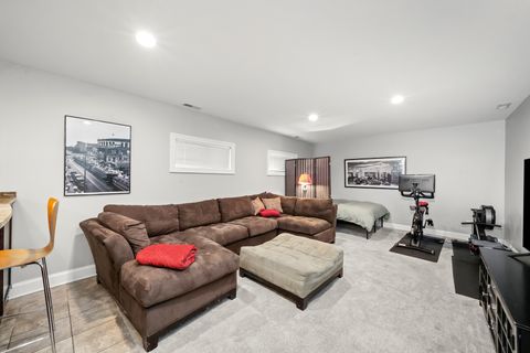 Tiny photo for 1636 W Warren Boulevard #1, Chicago, IL 60612 (MLS # 12531743)