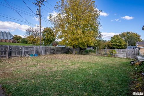 Tiny photo for 1212 MEADOW LANE Drive, Bettendorf, IA 52722 (MLS # QC4269010)