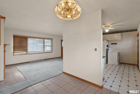 Tiny photo for 1212 MEADOW LANE Drive, Bettendorf, IA 52722 (MLS # QC4269010)