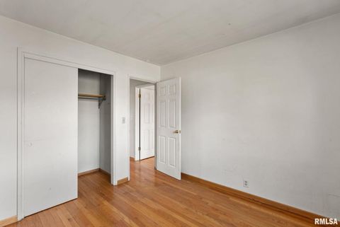 Tiny photo for 1212 MEADOW LANE Drive, Bettendorf, IA 52722 (MLS # QC4269010)