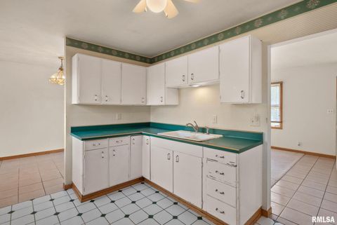 Tiny photo for 1212 MEADOW LANE Drive, Bettendorf, IA 52722 (MLS # QC4269010)