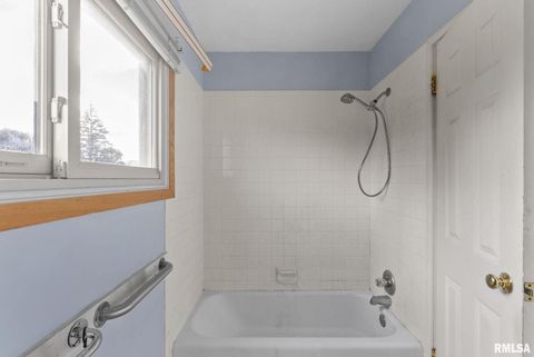 Tiny photo for 1212 MEADOW LANE Drive, Bettendorf, IA 52722 (MLS # QC4269010)