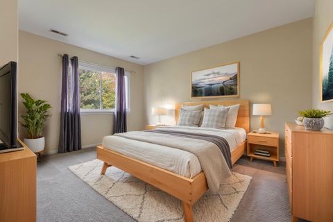 Tiny photo for 1414 Remington Court, Grayslake, IL 60030 (MLS # 12485487)