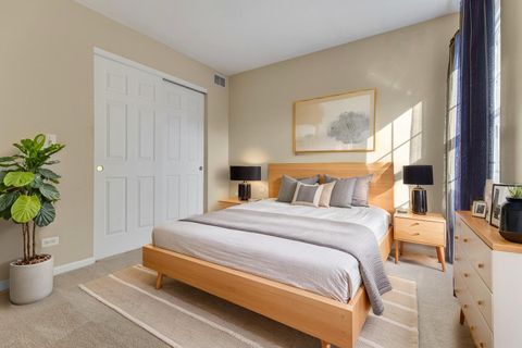 Tiny photo for 1414 Remington Court, Grayslake, IL 60030 (MLS # 12485487)